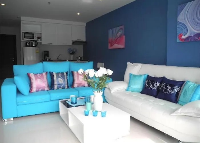2 Bedrooms Beachfront Apartment In Patong
