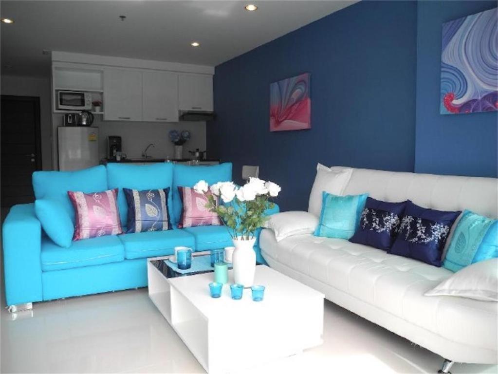 2 Bedrooms Beachfront In Apartment Patong