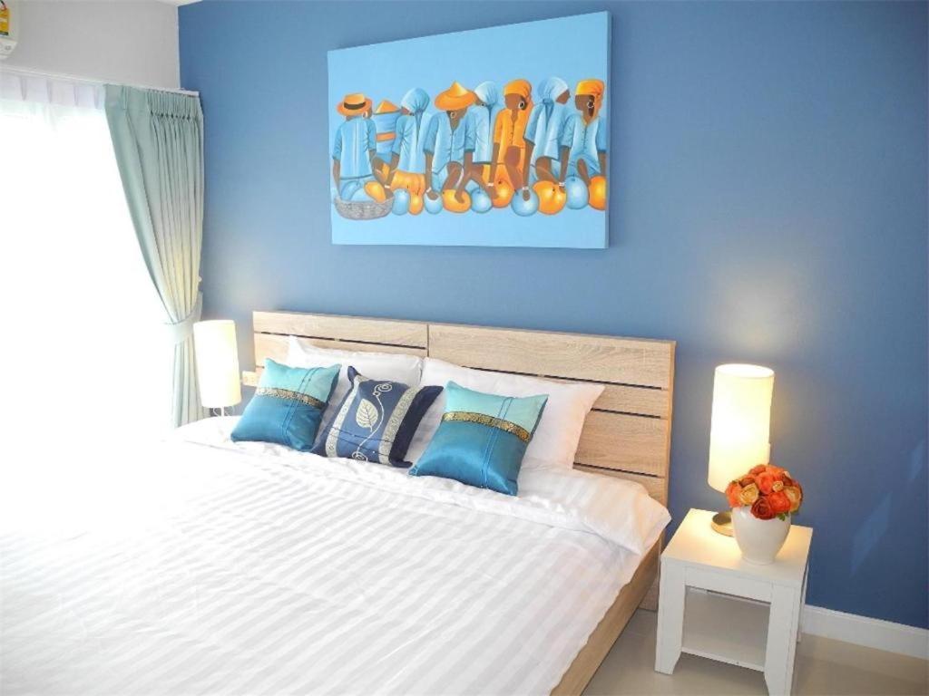 2 Bedrooms Beachfront In
